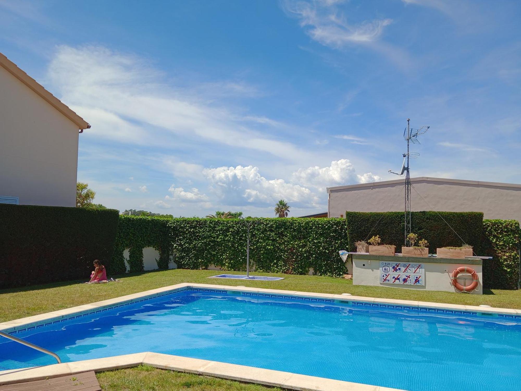Casa Unifamiliar Con Patio Y Piscina En L'Estartit- Costa Brava Apartment Ngoại thất bức ảnh